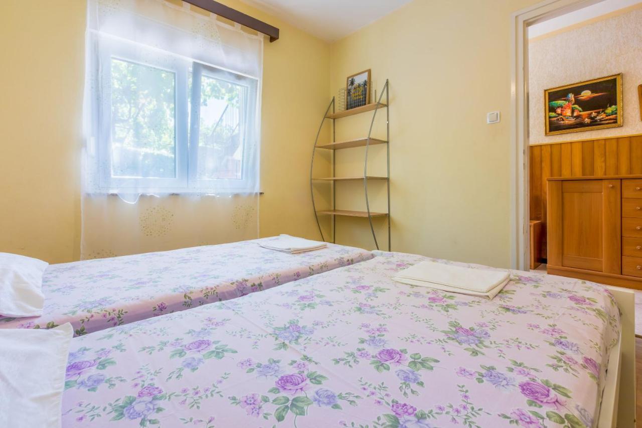Apartment Eugen Цриквениця Екстер'єр фото